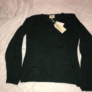 QI Cashmere sweater size M